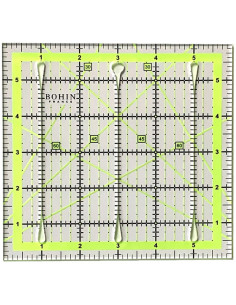 Règle de patchwork avec fentes de découpe Bohin 6 x 6 inch 2