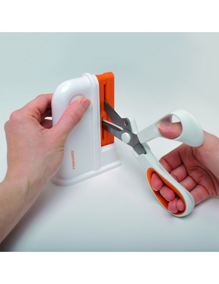 Aiguiseur de ciseaux universels Fiskars