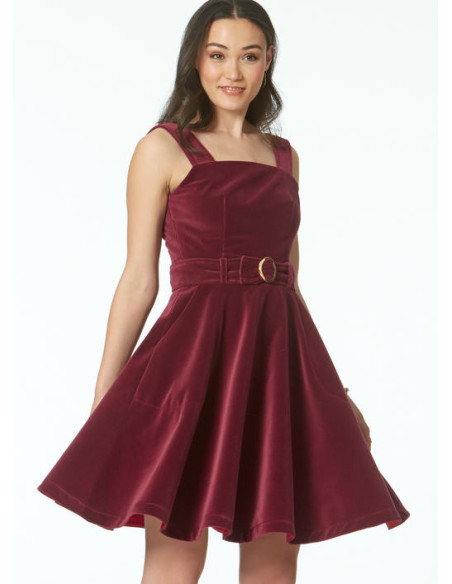Patron de robes, ceinture, barboteuse et combinaison - McCall's 7626