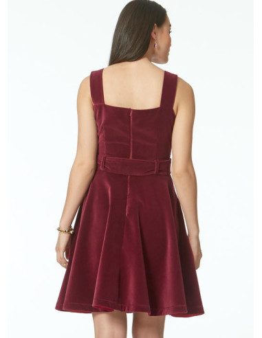 Patron de robes, ceinture, barboteuse et combinaison - McCall's 7626
