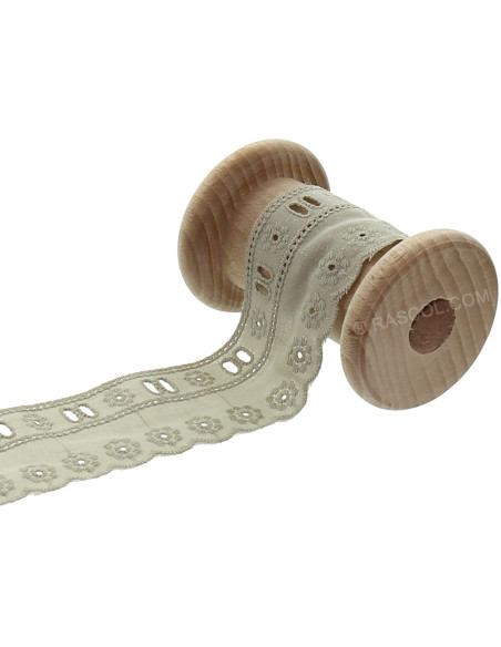 Broderie anglaise avec passe-ruban - Beige