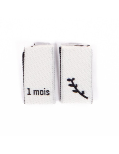 Lot d´étiquettes tissées de tailles