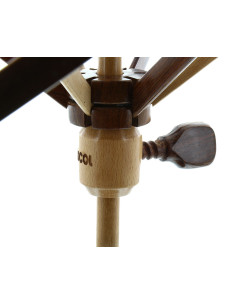 Dévidoir pour laine en bois de rose sur table Rascol 2