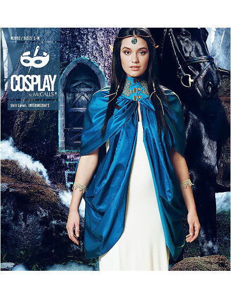 Patron cosplay Cloak Phantasy- McCall's 2092