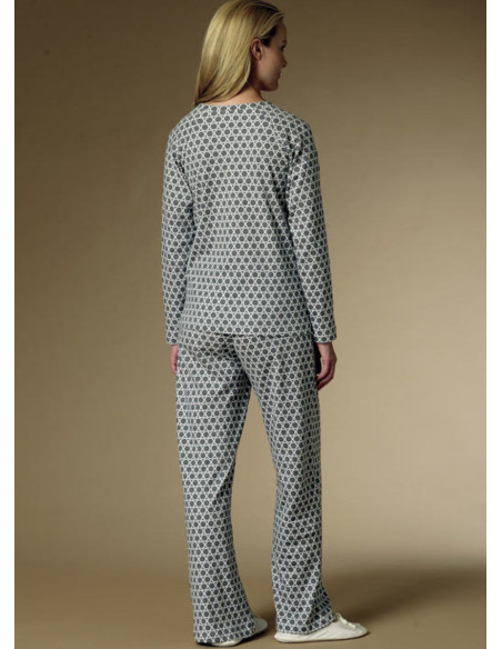 Patron de peignoir, haut, chemise de nuit et pantalon - Butterick 6428