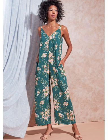 Patron de barboteuse, combinaison et robe - McCall's 8261