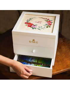 Coffret en bois personnalisable 70 moulinés DMC