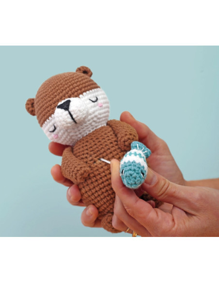 Kit crochet amigurumi - Loutre musicale