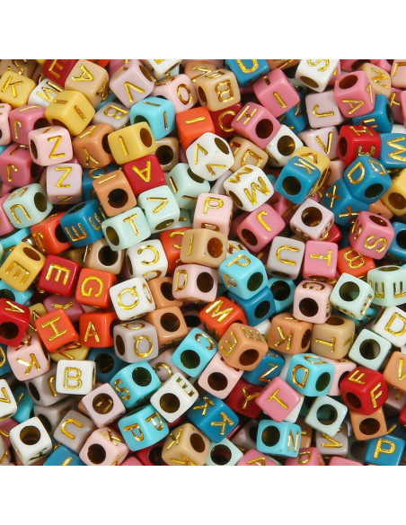 Sachet de 100 perles carrés couleurs - Lettres dorées