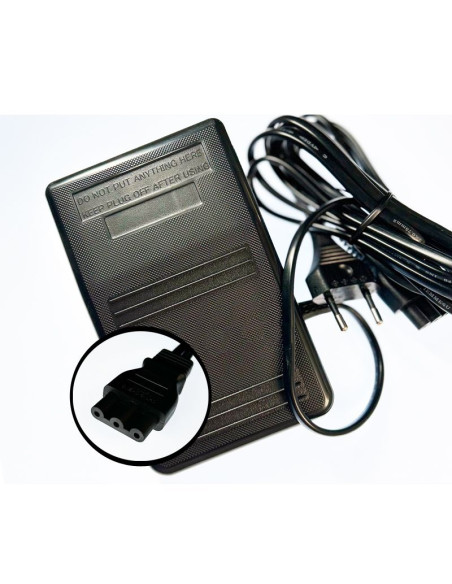 Rhéostat pédale mécanique Janome Sewist 725