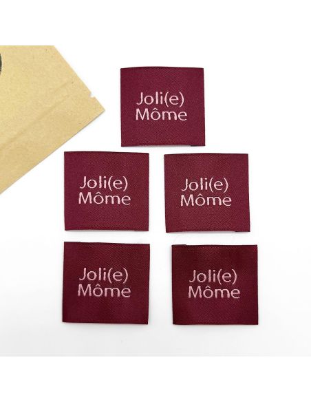 Lot de 5 étiquettes tissées à coudre Joli Môme bordeaux