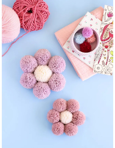 Livre je découvre les pompons