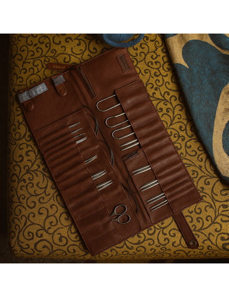 Etui de rangement en cuir pour aiguilles circulaires Muud Stockholm XL - Rich Brown