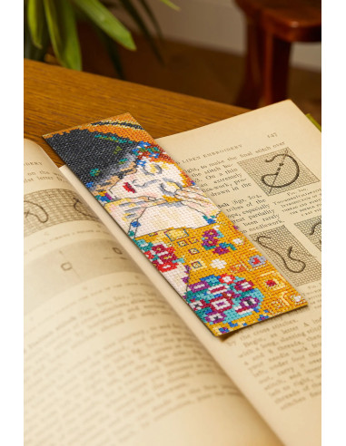 Kit broderie marque-pages au point de croix - Le baiser