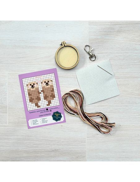 Mini kit broderie point de croix - Faits l'un pour loutre!