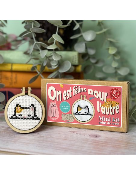 Mini kit broderie point de croix - on est félins pour l'autre