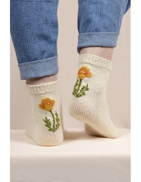 Catalogue feutrage DMC - Embellissements fleuris