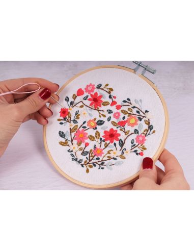 Kit broderie - Cœur floral