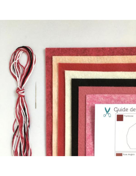 Kit feutrine kokeshi pique épingles et range ciseaux