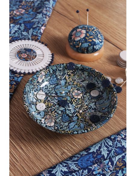 Pelote pour épingles de couture - Collection fleurs bleues
