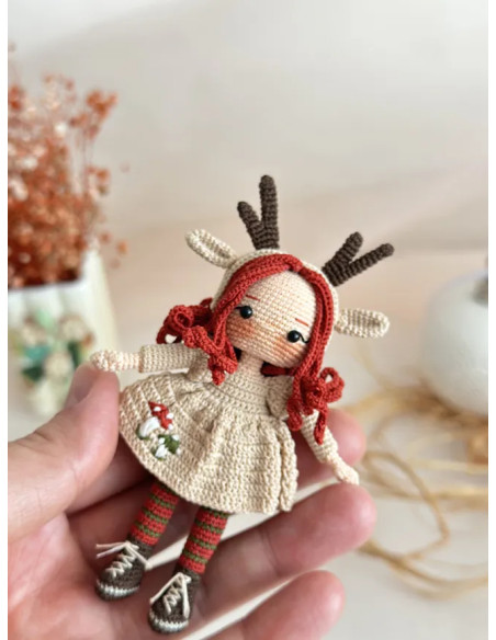 Livre poupées en micro-crochet