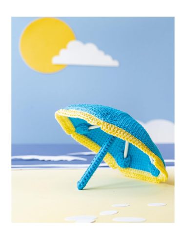 Livre amigurumis en vacances à la plage et en forêt
