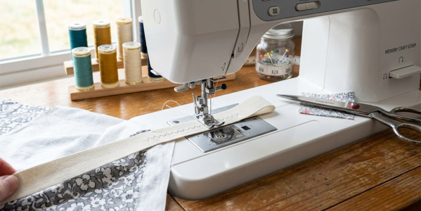 Comment coudre un élastique en couture